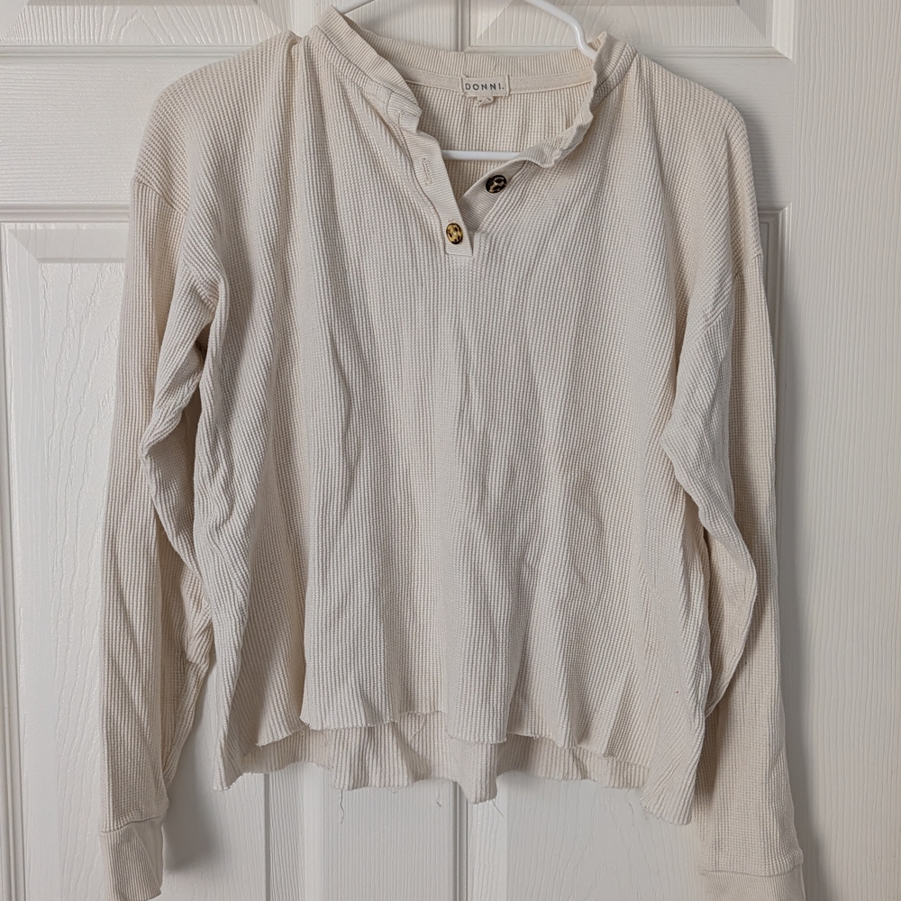 DONNI. Cream Ribbed Henley with Tortoise Buttons